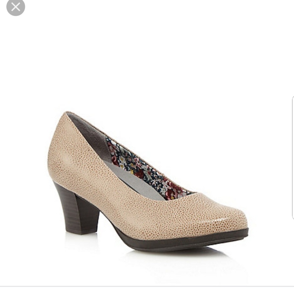 Hotter shoes Angelica pump 8 M mid heel court shoe